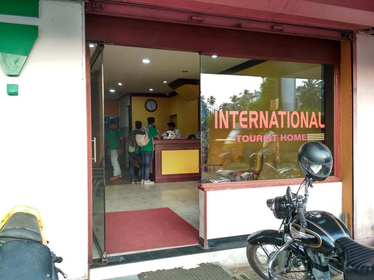 International Tourist Home Кожикоде Экстерьер фото